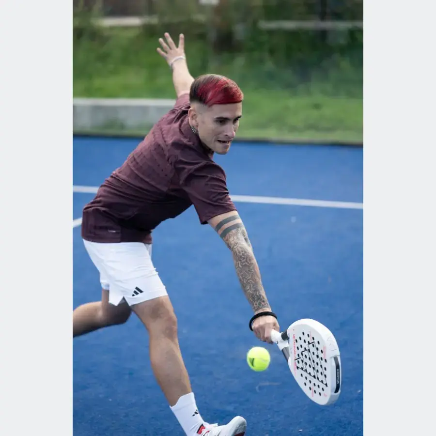 adidas-metalbone-09-racket (4).webp